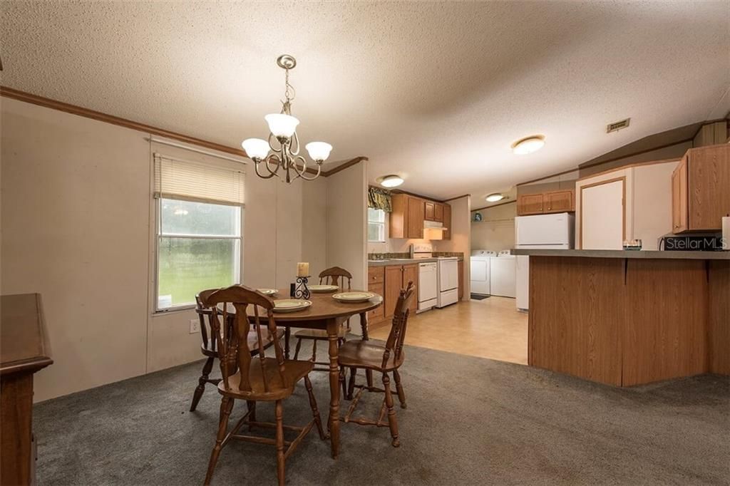 Recently Sold: $135,000 (3 beds, 2 baths, 1568 Square Feet)