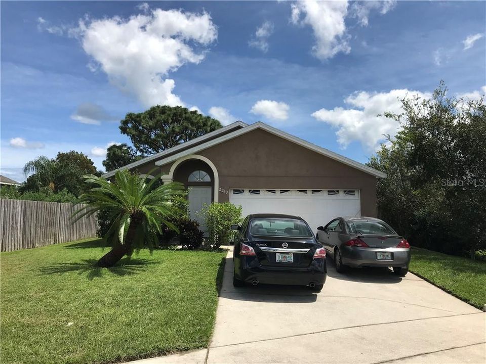 Recently Sold: $235,000 (3 beds, 2 baths, 1202 Square Feet)