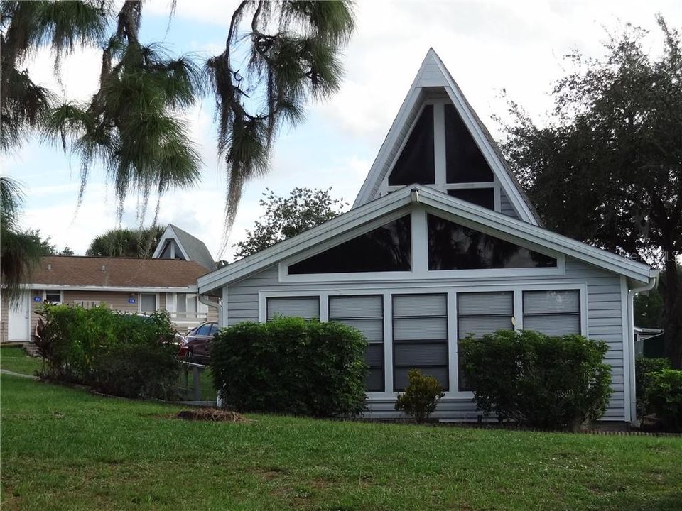 Recently Sold: $99,990 (2 beds, 1 baths, 940 Square Feet)