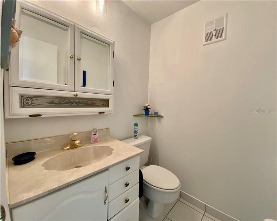 Recently Sold: $65,000 (1 beds, 1 baths, 779 Square Feet)