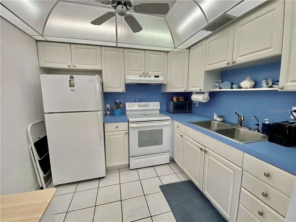 Vendido Recientemente: $65,000 (1 camas, 1 baños, 779 Pies cuadrados)