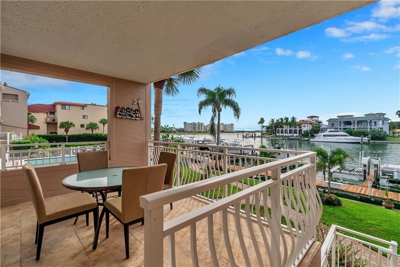 Recently Sold: $695,000 (2 beds, 2 baths, 1650 Square Feet)