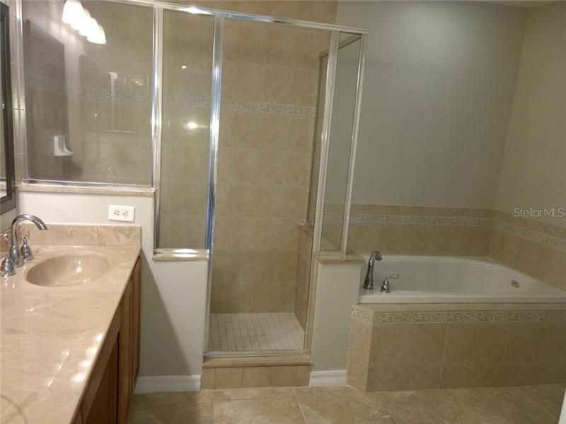 Недавно арендовано: $2,765 (5 спален, 3 ванн, 2861 Квадратных фут)