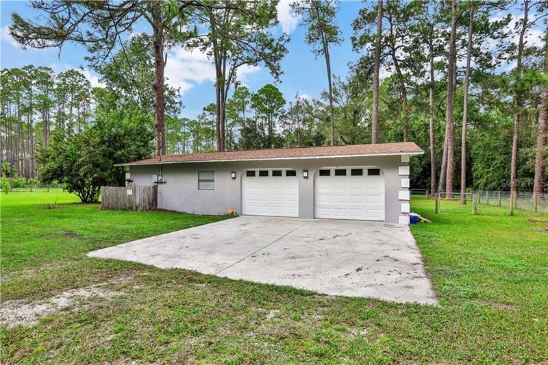 Recently Sold: $230,000 (3 beds, 2 baths, 1999 Square Feet)