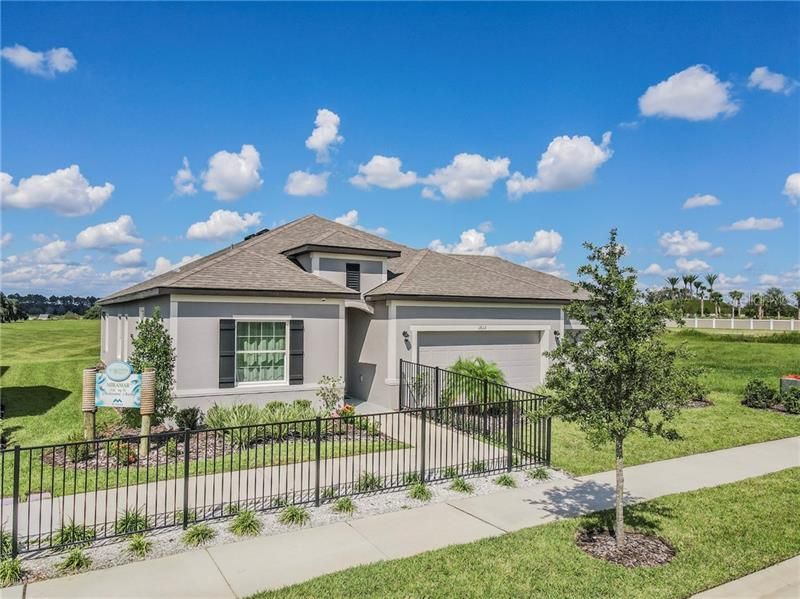 Recently Sold: $345,850 (4 beds, 2 baths, 2151 Square Feet)