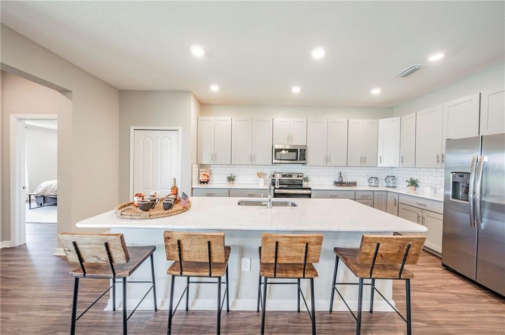 Recently Sold: $345,850 (4 beds, 2 baths, 2151 Square Feet)