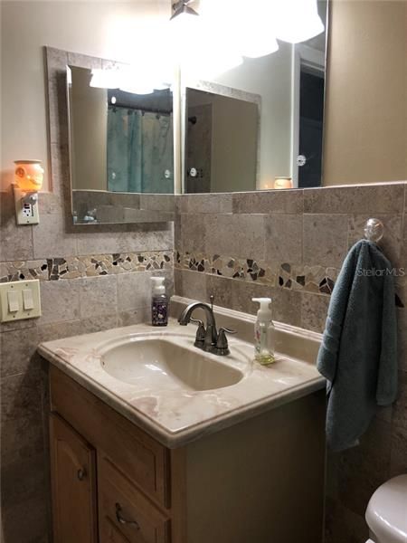 Recently Sold: $288,000 (2 beds, 1 baths, 1112 Square Feet)