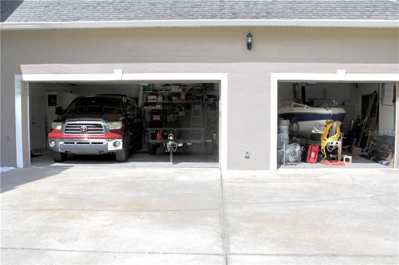 Oversized 3 Car Garage
