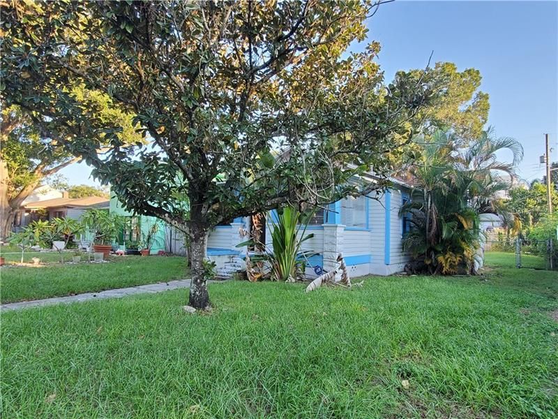 Recently Sold: $245,000 (2 beds, 2 baths, 1264 Square Feet)