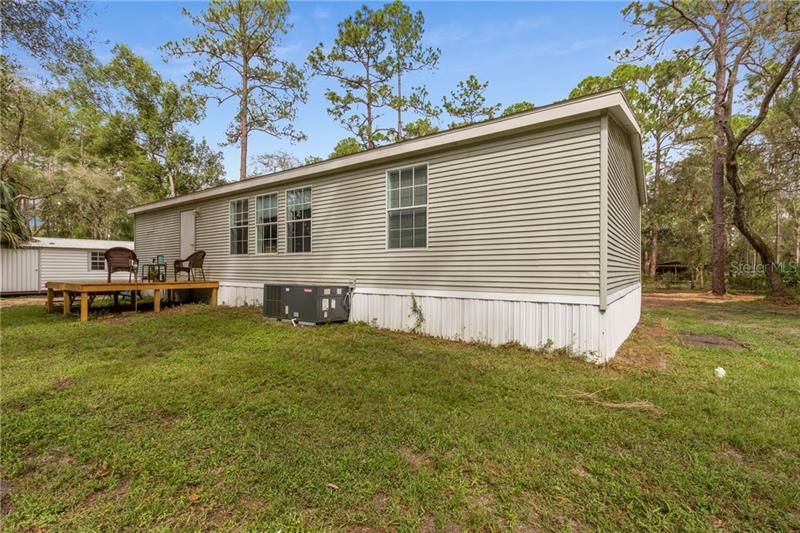 Recently Sold: $98,000 (3 beds, 2 baths, 1404 Square Feet)