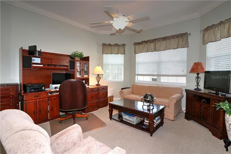 3RD BEDROOM/OFFICE/DEN, BAY WINDOWS