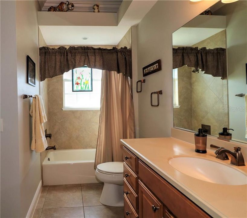 FULL GUEST BATHROOM