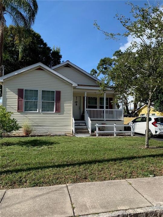 Recently Sold: $180,000 (3 beds, 2 baths, 1645 Square Feet)