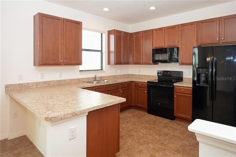 Kitchen with Breakfast Bar