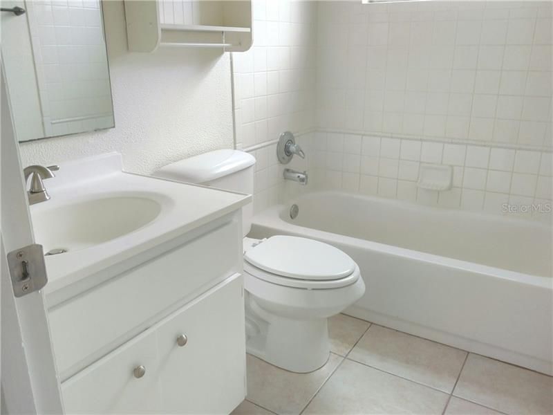 Недавно арендовано: $1,200 (2 спален, 2 ванн, 952 Квадратных фут)