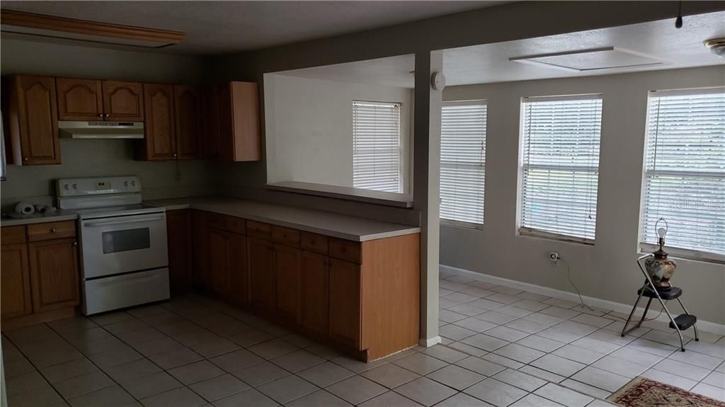 Recently Sold: $89,900 (2 beds, 1 baths, 774 Square Feet)