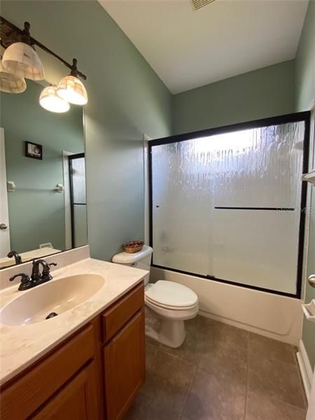 Недавно арендовано: $3,900 (5 спален, 3 ванн, 3540 Квадратных фут)