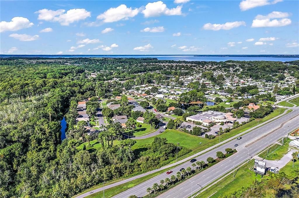 待售: $549,000 (1.30 acres)