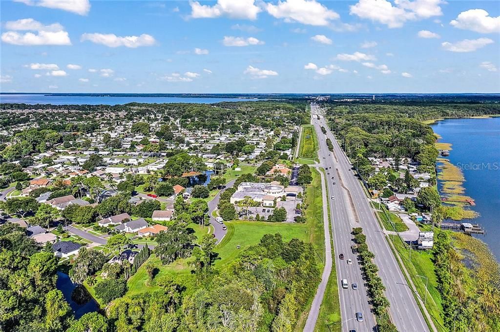 待售: $549,000 (1.30 acres)