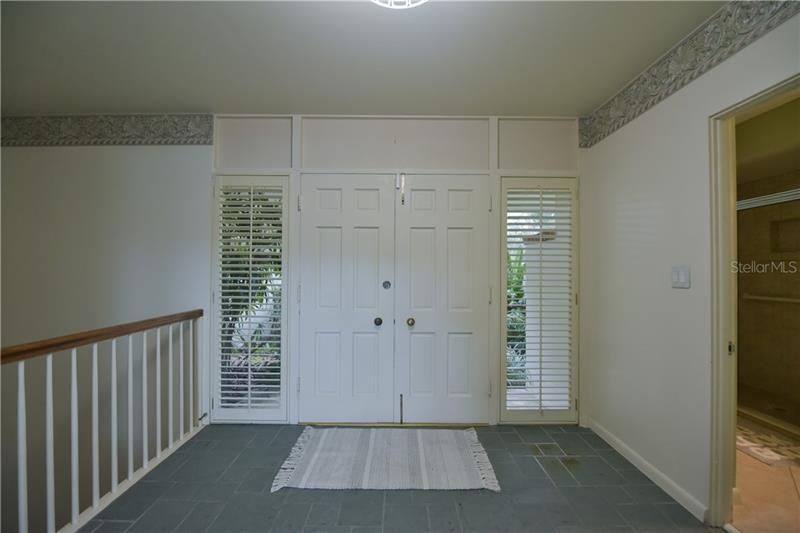 Open and spacious foyer