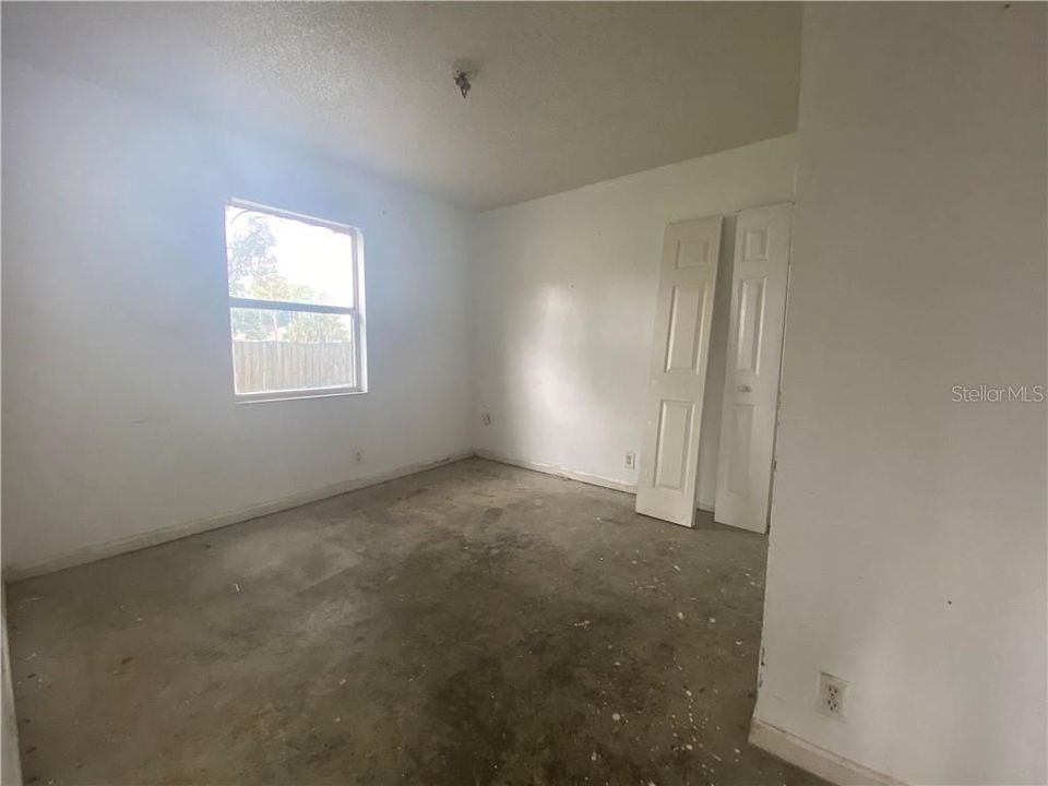 Recently Sold: $99,000 (3 beds, 2 baths, 1235 Square Feet)