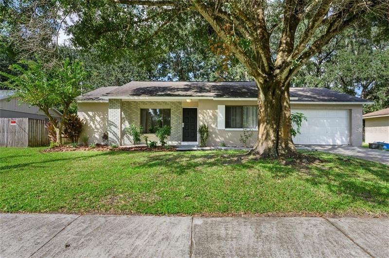 Recently Sold: $209,900 (3 beds, 2 baths, 1113 Square Feet)