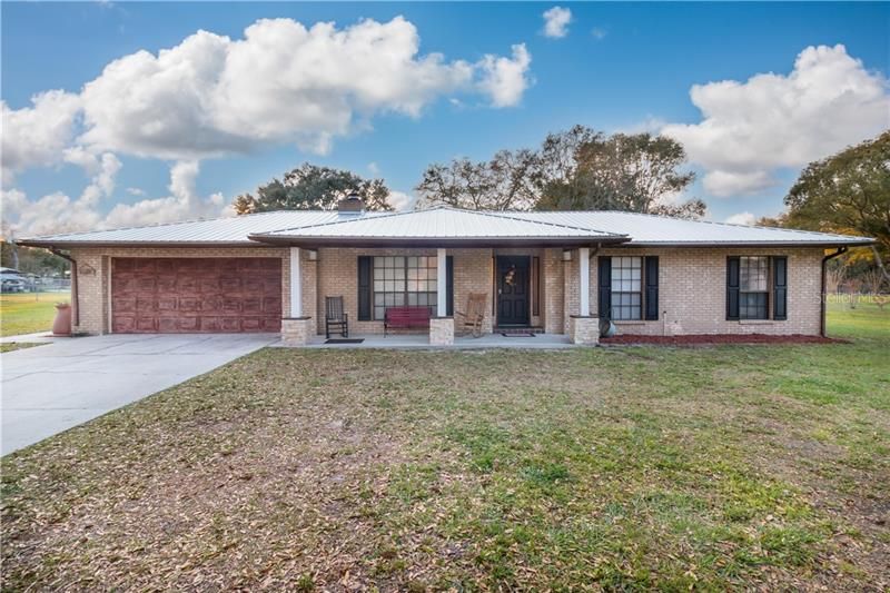 Recently Sold: $235,000 (3 beds, 3 baths, 1333 Square Feet)