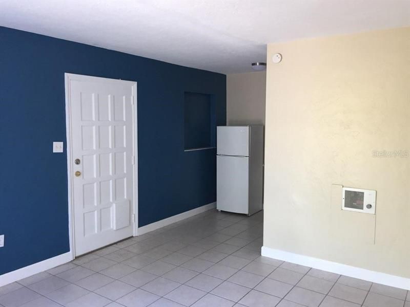 Recently Rented: $975 (1 beds, 1 baths, 500 Square Feet)