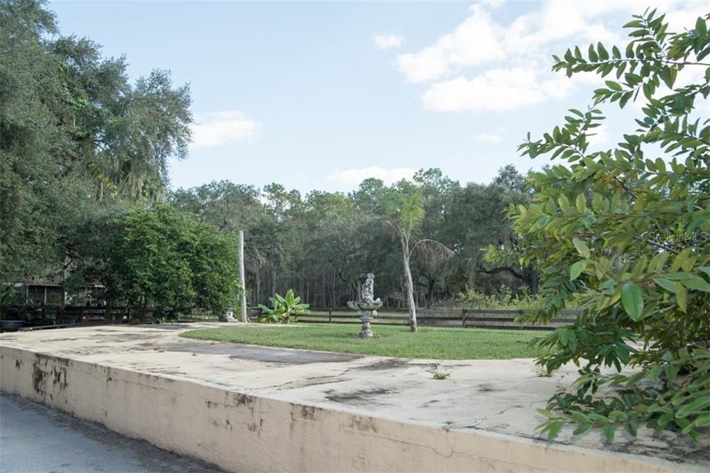 Recently Sold: $500,000 (3 beds, 2 baths, 2064 Square Feet)