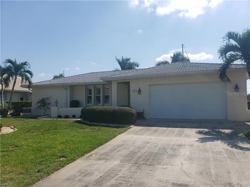 Recently Sold: $482,500 (3 beds, 2 baths, 2240 Square Feet)