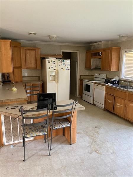 Recently Sold: $50,000 (3 beds, 2 baths, 1456 Square Feet)
