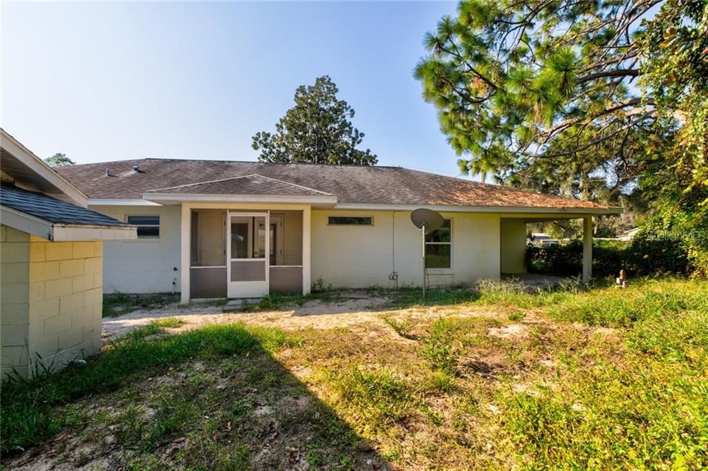 Recently Sold: $169,900 (3 beds, 2 baths, 1926 Square Feet)