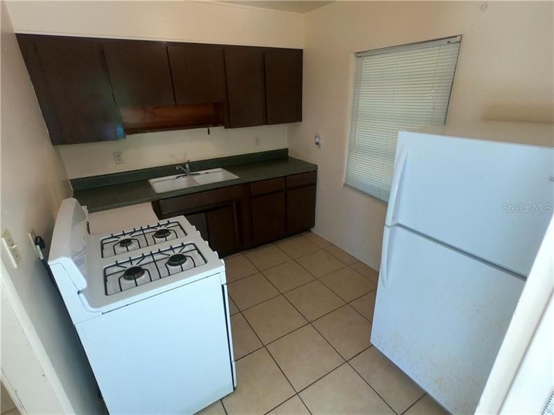Recently Rented: $695 (1 beds, 1 baths, 810 Square Feet)