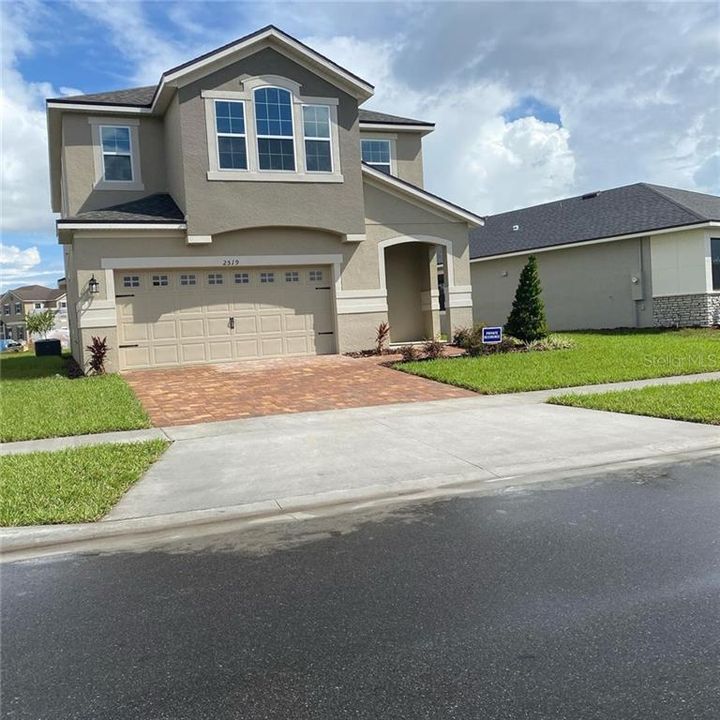 Recently Sold: $352,081 (4 beds, 2 baths, 2800 Square Feet)