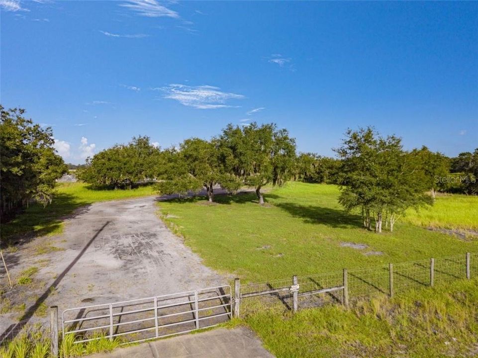 Vendido Recientemente: $100,000 (5.21 acres)