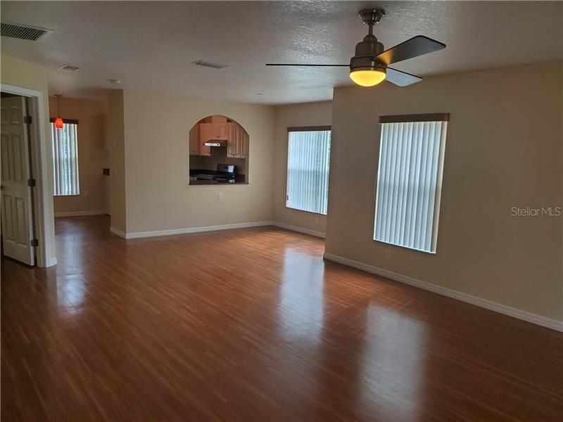 Recently Sold: $105,000 (2 beds, 2 baths, 1262 Square Feet)
