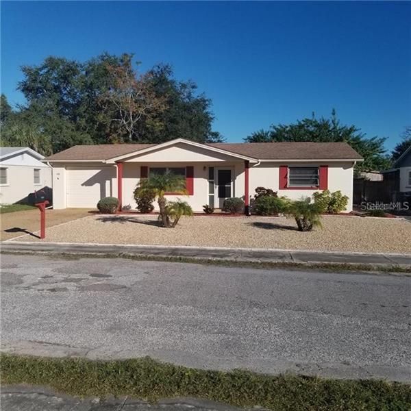 Recently Sold: $129,900 (2 beds, 1 baths, 792 Square Feet)