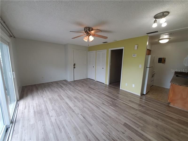 Recently Sold: $69,900 (1 beds, 1 baths, 546 Square Feet)