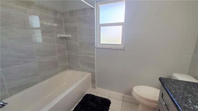 最近租的: $2,025 (3 贝兹, 2 浴室, 1799 平方英尺)