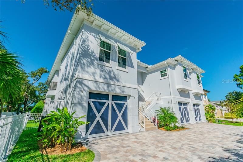 Recently Sold: $1,299,999 (4 beds, 3 baths, 3380 Square Feet)