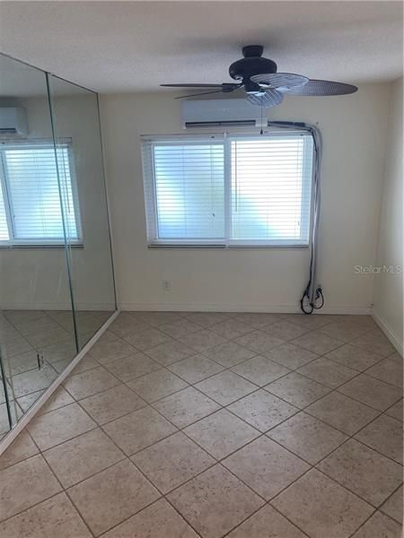 Recently Sold: $137,000 (1 beds, 1 baths, 528 Square Feet)