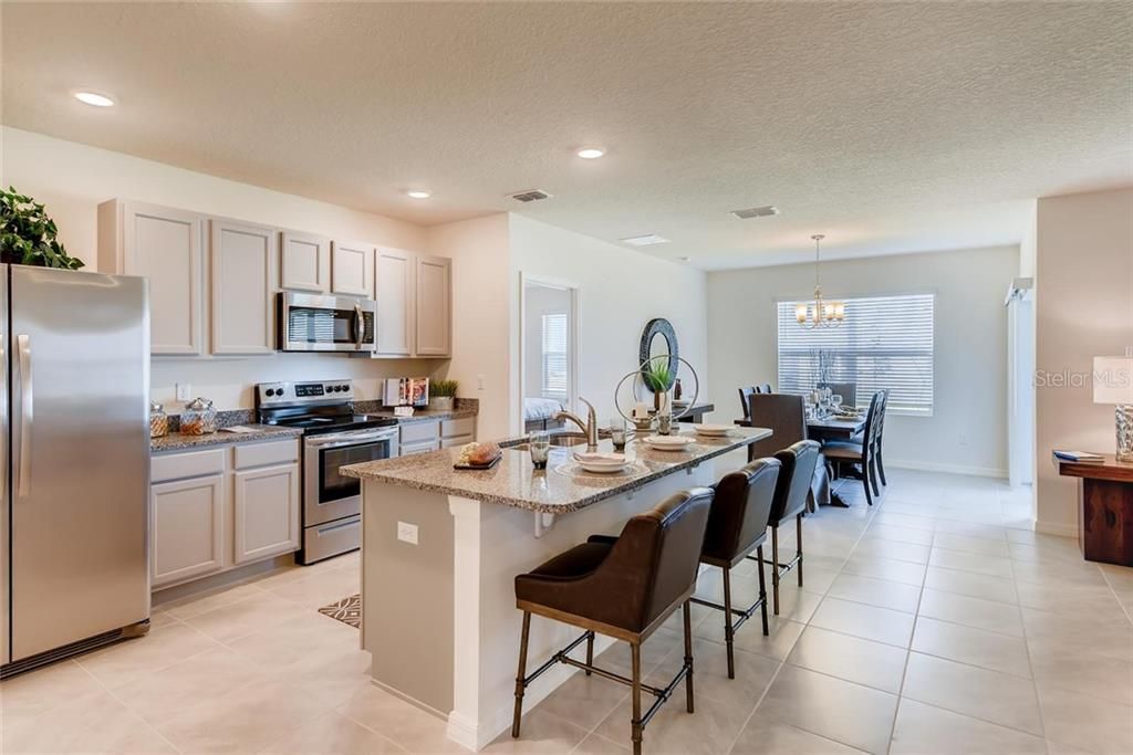 Recently Sold: $266,490 (3 beds, 2 baths, 1672 Square Feet)