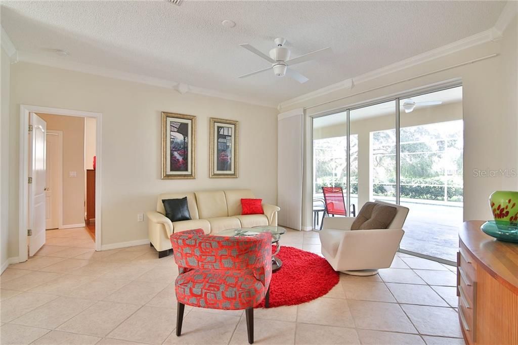 Recently Sold: $425,000 (3 beds, 2 baths, 2209 Square Feet)