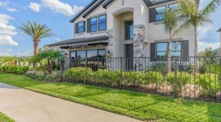 Recently Sold: $468,900 (5 beds, 5 baths, 3755 Square Feet)