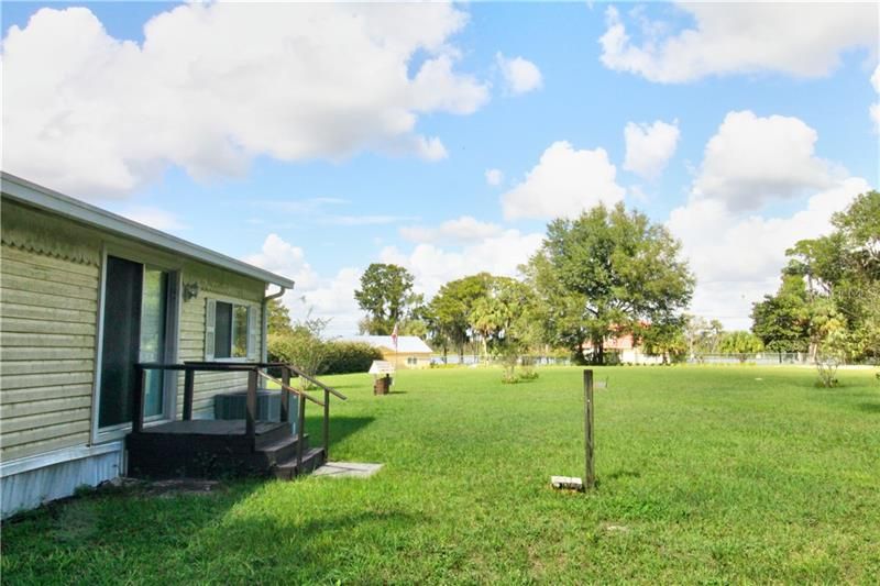 Fenced yard & front entrance