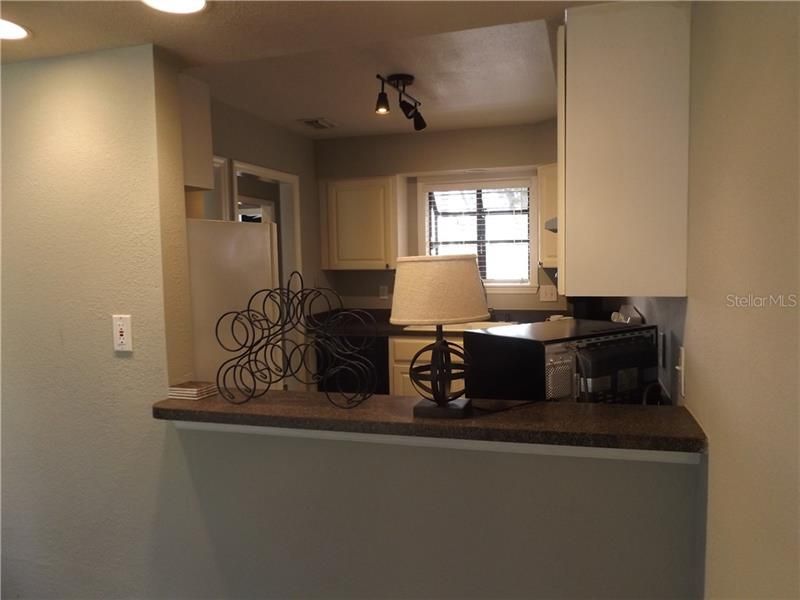 Recently Sold: $115,000 (1 beds, 1 baths, 842 Square Feet)