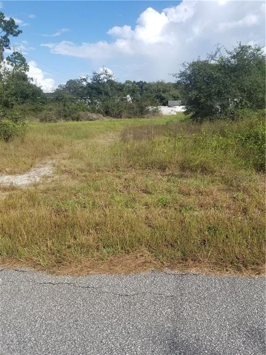 Vendido Recientemente: $25,000 (0.28 acres)