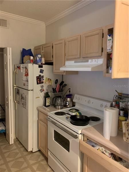 Recently Sold: $96,000 (1 beds, 1 baths, 734 Square Feet)