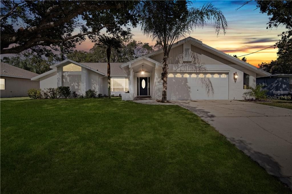 最近售出: $229,000 (3 贝兹, 2 浴室, 1740 平方英尺)