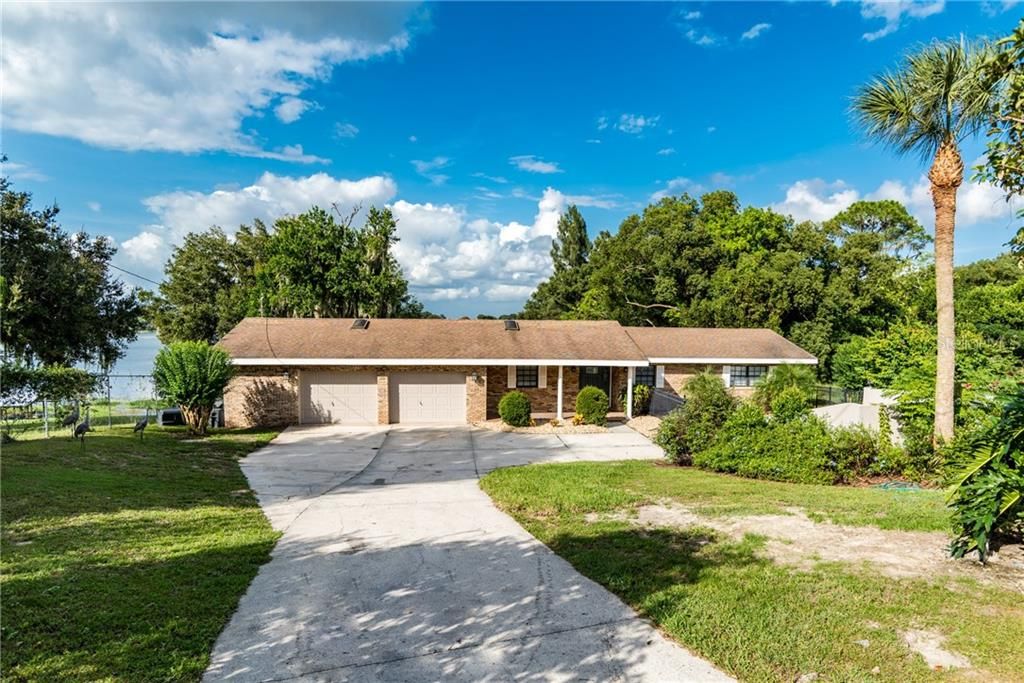 Recently Sold: $320,000 (3 beds, 2 baths, 2248 Square Feet)